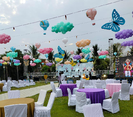 Theme party balloon decoration