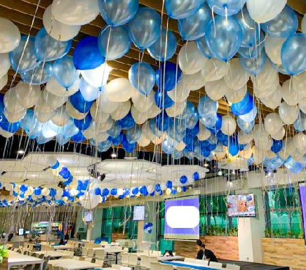 Company event balloon decoration